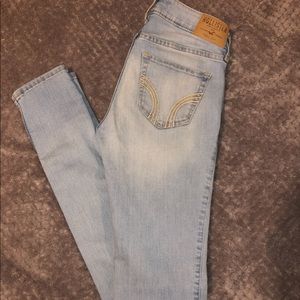 Hollister Jean